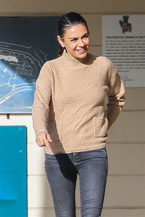 MILA KUNIS Out with Pals in Studio City 01/13/2023 – HawtCelebs