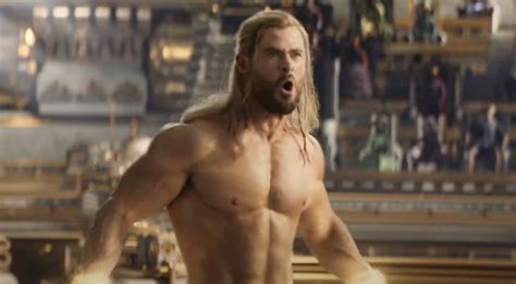 ‘I do need to explain’: Tom Hiddleston Reveals He Was First To See ...