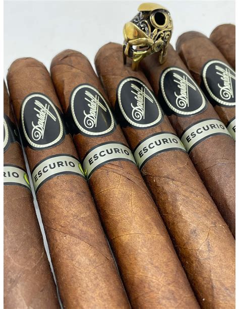 Davidoff Escurio Robusto Tubos 54 X 4 1/2 - Cigar Spartan