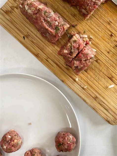 Swedish Meatballs Recipe {Ikea-Style}