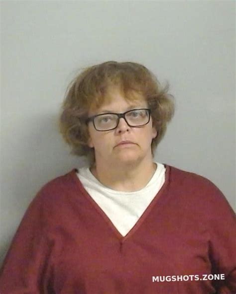 HEATHER DAWN WOODARD 05/31/2025 - Hutchinson County Mugshots Zone