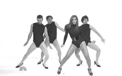 Beyonce 碧昂丝联手Justin Timberlake 贾婷婷 恶搞单身女郎MV - Single Ladies Skit @SNL ...
