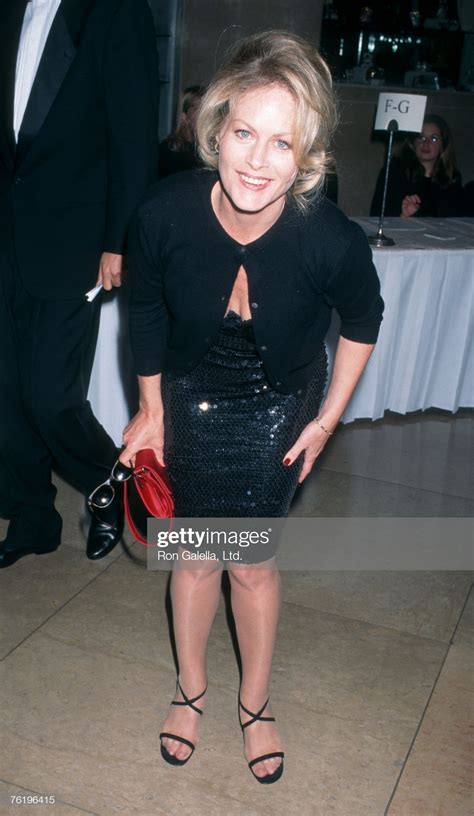 Beverly D'Angelo's feet