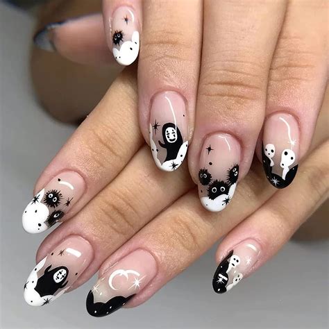 Halloween Toe Nail Art Ghost
