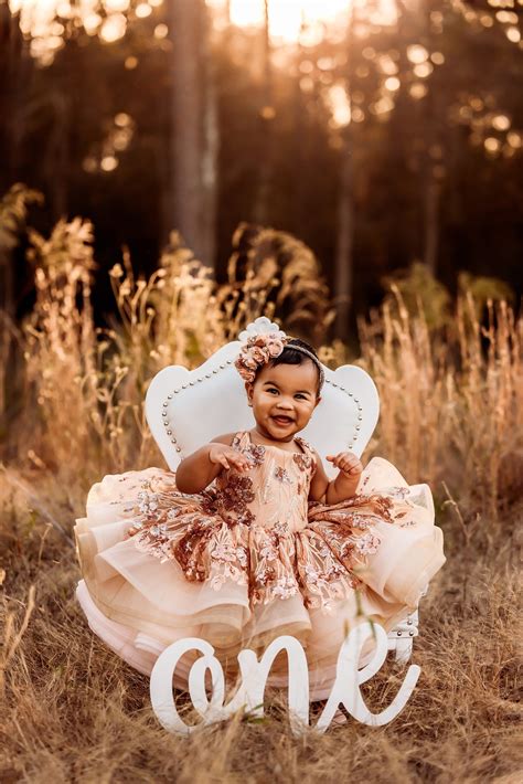 First Birthday Photo Shoot Ideas For Girls