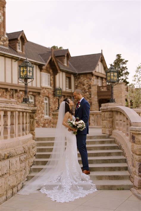 Highlands Ranch Mansion Wedding in Colorado | lizosbanphotography.com