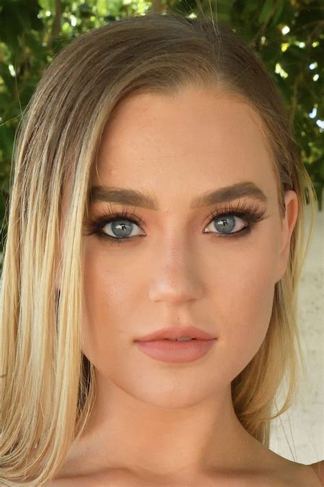 Blake Blossom - Кінобаза