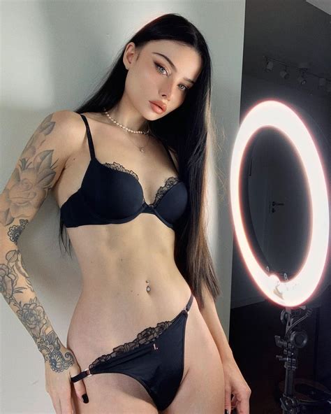 Kristy Lani OnlyFans Model Norway - Foto 04 - ColorMusic