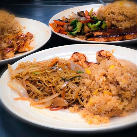 Umi Japanese Steakhouse & Sushi Bar menu in Columbus, Mississippi, USA