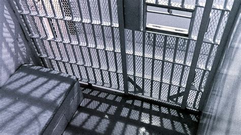 Ex-teacher charged with sending nude photographs to student | kgw.com