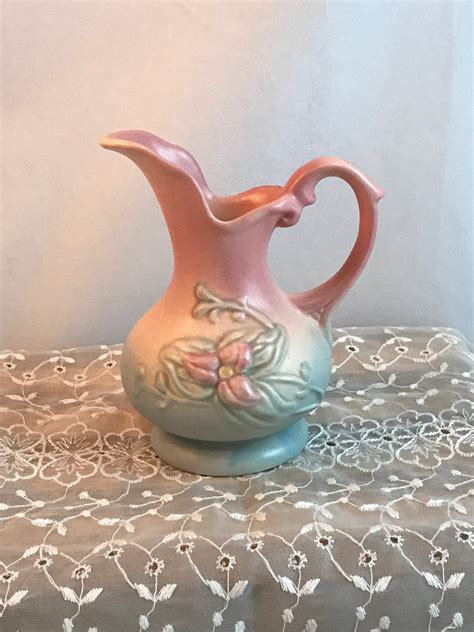 Old Hull Vases at George Cho blog