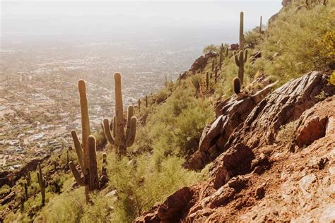 Hiking Camelback Mountain, AZ: Echo Canyon vs Cholla Trail - Jared's ...