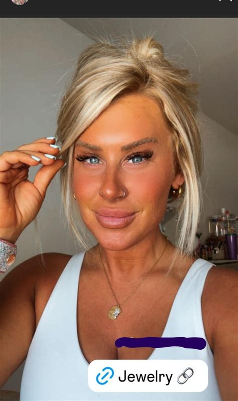 Shade match: oompa loompa orange ig story 5/1 : r/YouniquePresenterMS