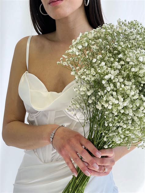 Roya hoop earrings – Katherine Karambelas