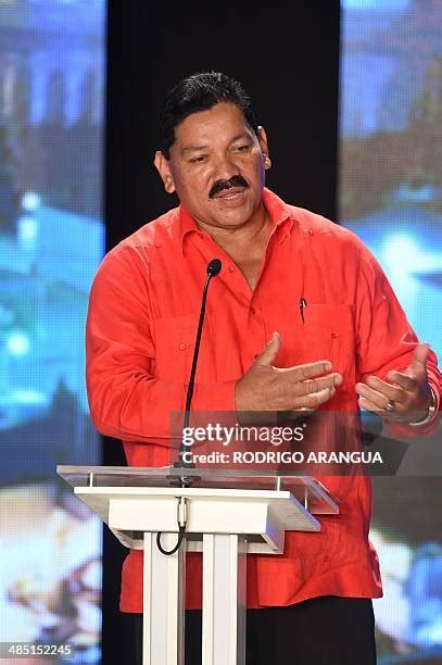 116 Genaro Lopez Stock Photos, High-Res Pictures, and Images - Getty Images