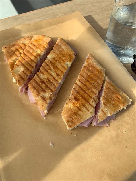 Màstra Italian Bakery Bistro