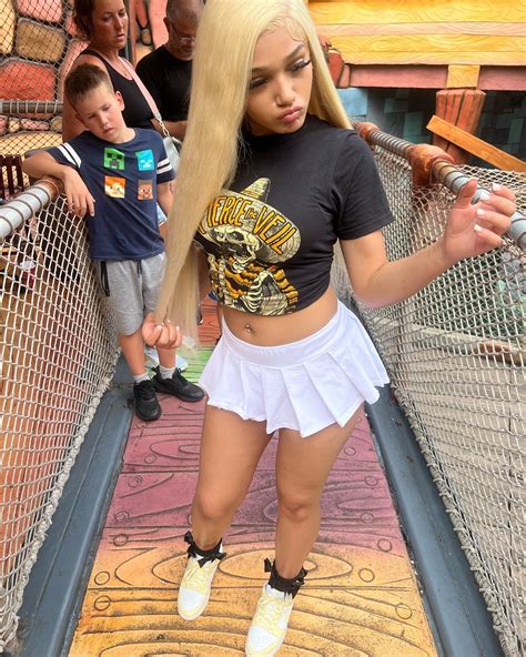 Naijah | Peep me in the bonnet 😛 | Instagram