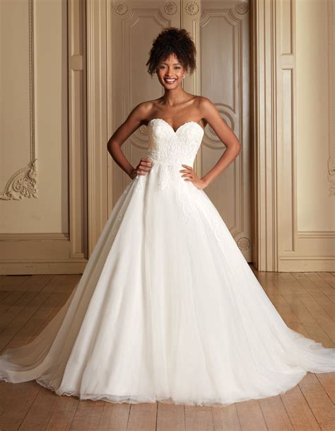 Strapless Wedding Ball Gowns