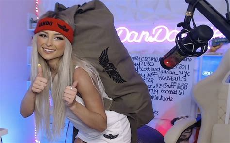 'โดนอีกแล้ว!?'สตรีมเมอร์สาวสวยในแพลตฟอร์ม Twitch อย่าง TheDanDangler ได้ถูกแบนเป็นครั้งที่ 6 ...