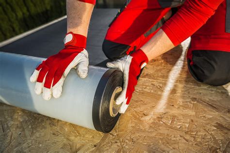 How To Install Rubber Roofing (Process Explained In 7 Steps)