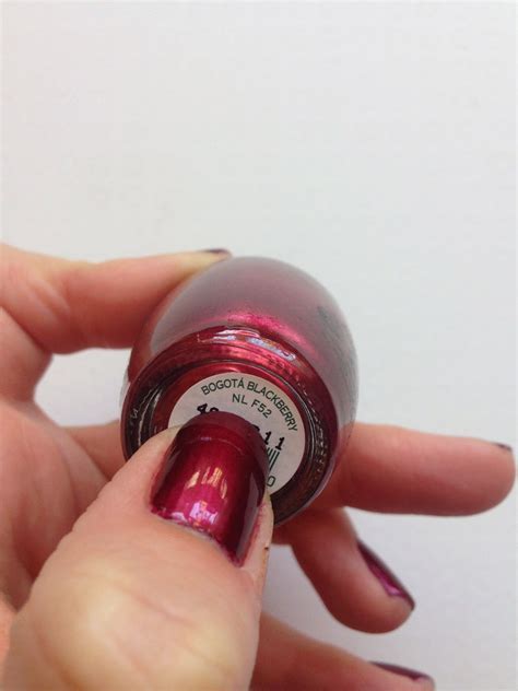 stuff I truly love: Der OPI Nagellack der Woche: Bogotá Blackberry