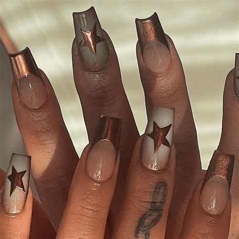 23 Star Nail Ideas With a Chic, Celestial Vibe