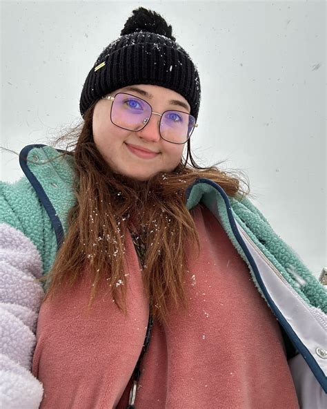 Fae Valentine | Which picture shows off my cuteness best? 1 or 2? 😛 I really loved wearing these ...