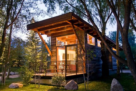 18 Small Cabins You Can DIY or Buy for $300 and Up