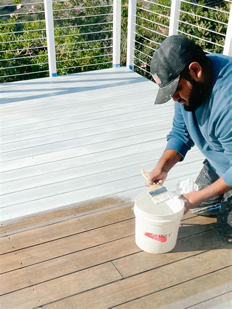Staining the deck before and after – Artofit