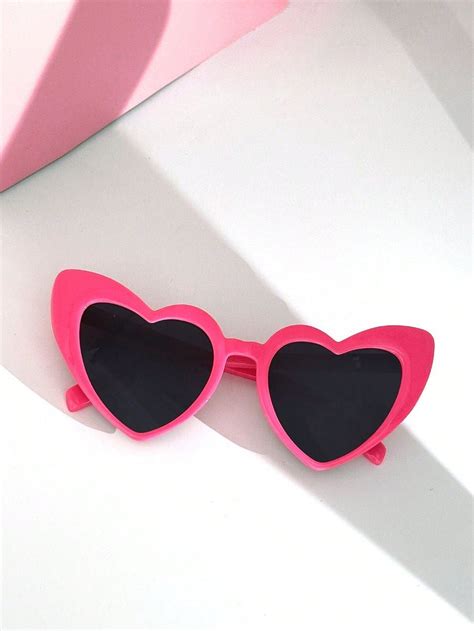 Retro Heart Sunglasses PINK | Heart shaped frame, Subtle cat eye, Heart ...