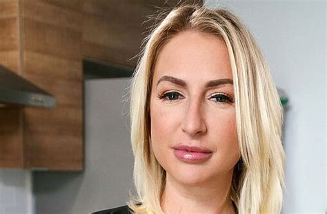 Quinn Waters Porn Videos