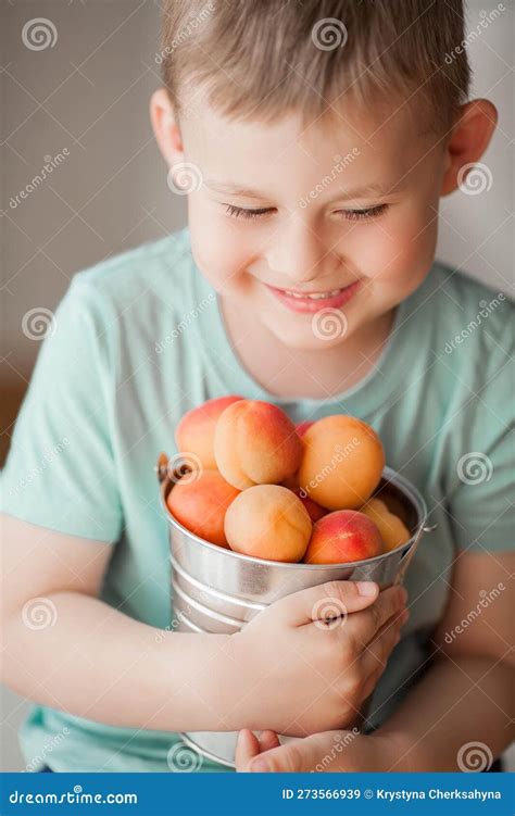 Can Babies Eat Apricots at Melinda Morris blog