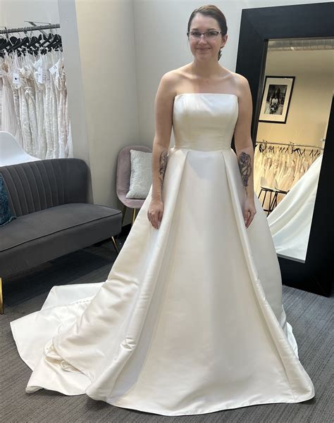 Essense of Australia Wedding Dress Save 60% - Stillwhite