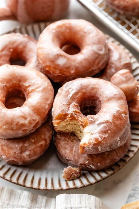 Do Doughnuts Contain Nuts at Jacob Lutz blog