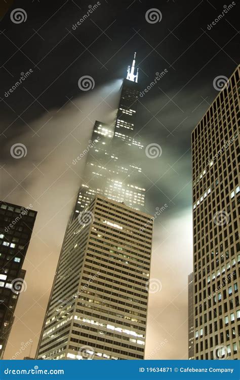 Chicago Foggy Skyline - Motion Blur Editorial Photo - Image of motion ...