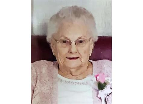 Laura Mae Hartley Obituary (2024) - McMechen, WV - Altmeyer Funeral ...
