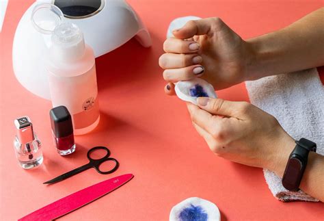 Nail Polish Remover: What Is Acetone? | The Well by Northwell