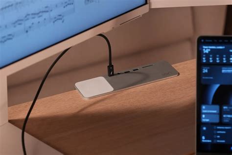 Lon:HUB Pro Review : The Desktop Hub and Mount That Completes Your ...