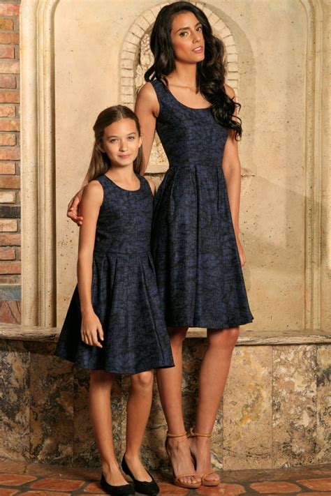 Mother And Daughter Outfits For Pictures at Brenda Rasheed blog