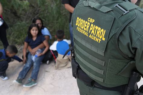 Border Patrol Agent Arrested for Child Porn on iPhone in Latest DOJ ...