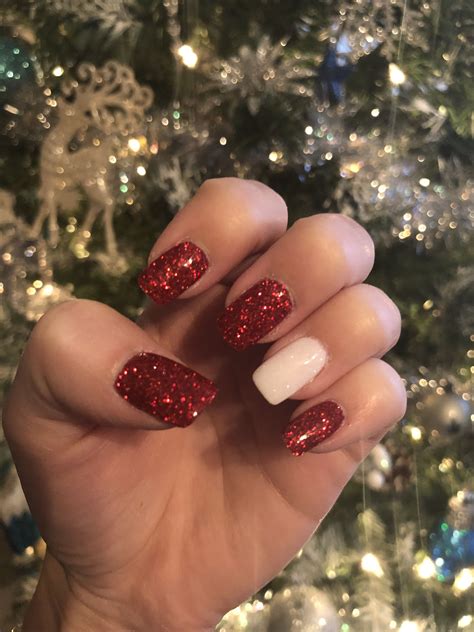Red and white nails | Red christmas nails, Red and white nails ...