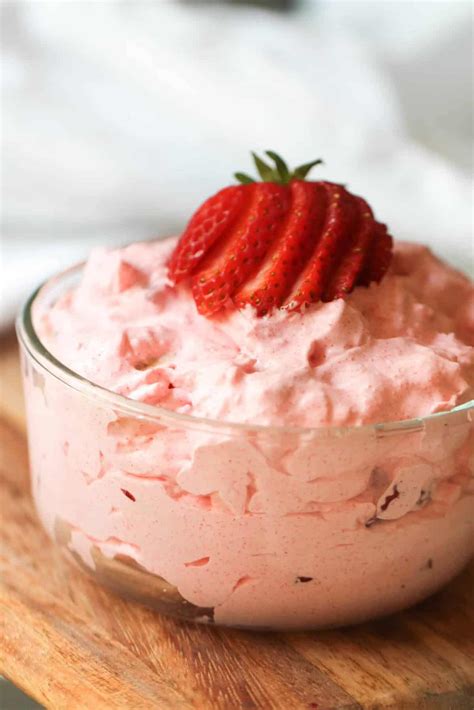 Strawberry Jello Fluff Salad Recipe - Six Sisters' Stuff