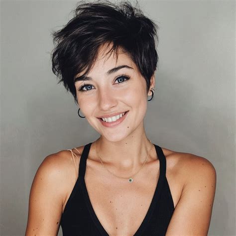 These 39 Shaggy Pixie Cut Ideas Are So Chic, They’ll Make You Want To ...