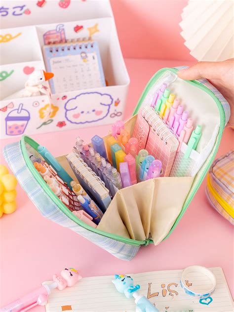 1pc Random Big Capacity Creative Pencil Case | Cute pencil case, Cute ...