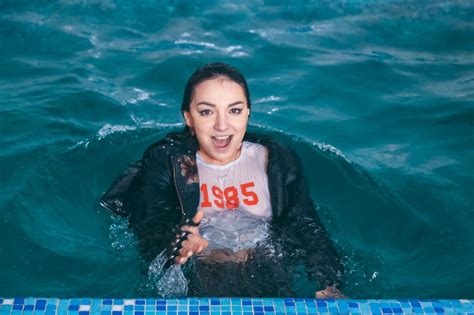 Wet T Shirt, Wet Clothes, Amazing, Shirts, Wet Tee Shirt, Dress Shirts ...