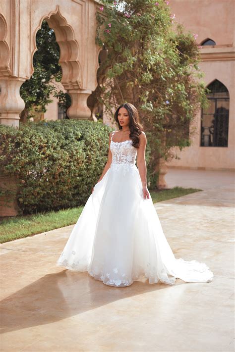 44417: Organza A-Line Gown with Sheer Chantilly Lace Bodice | Sincerity Bridal