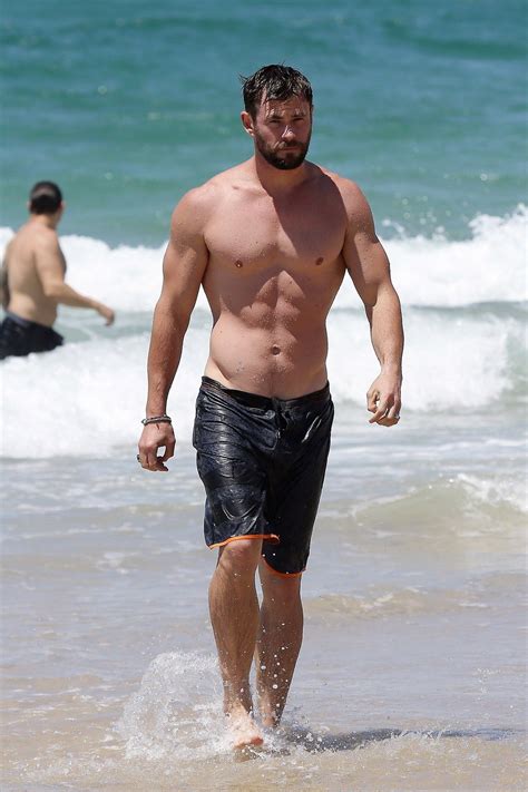 Chris Hemsworth | Chris hemsworth shirtless, Hemsworth, Chris hemsworth