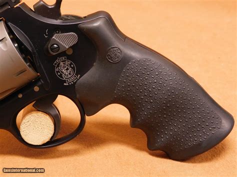 Smith and Wesson S&W Model 329 PD (163414)
