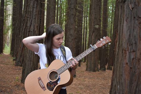 Olivia Mae – Singer | Songwriter | Actor