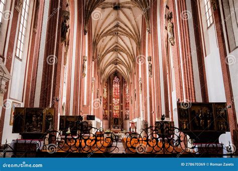Interior of the Main Nave of Old European Catholic Church Editorial ...